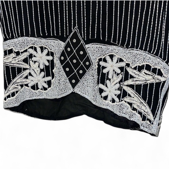1980s Vintage Silk Beaded Mini Dress V Neckline Black White - Picture 8 of 8